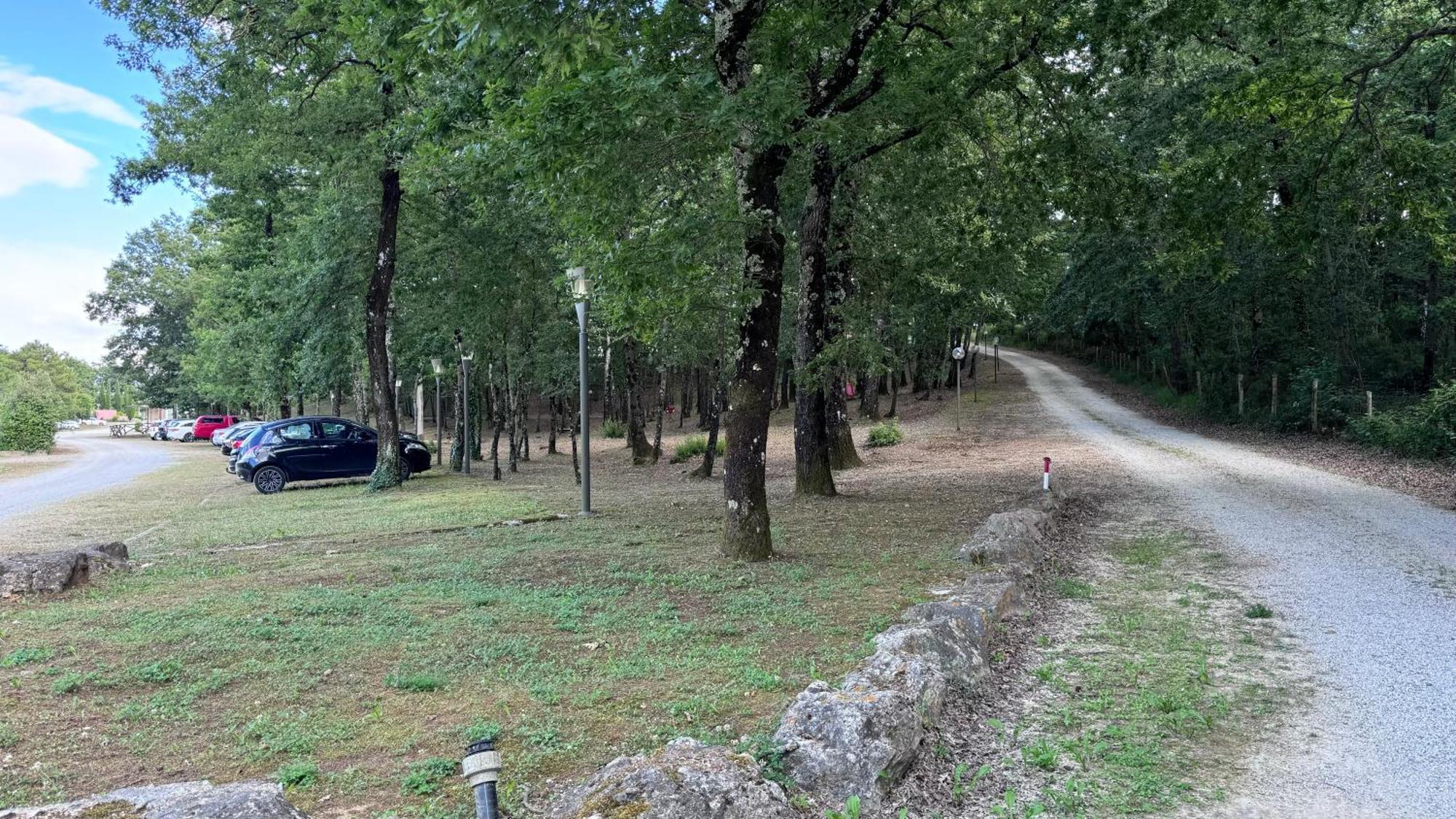 Appartamento Isenesi Gambassi Terme Exterior foto
