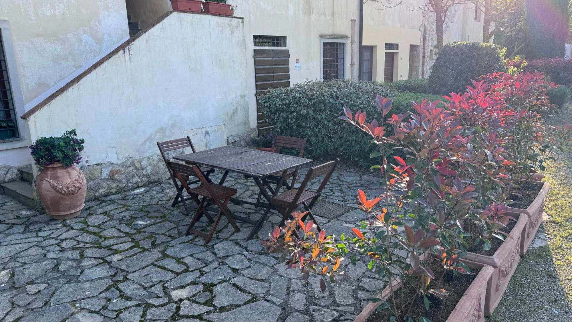 Appartamento Isenesi Gambassi Terme Exterior foto